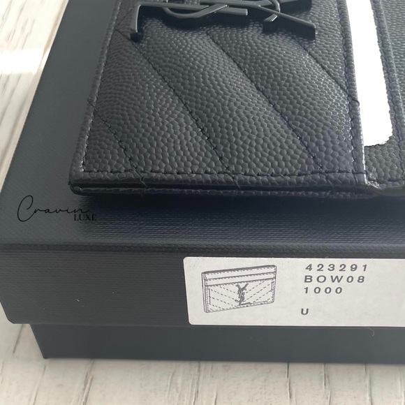❌❌ SOLD ❌❌New Saint Laurent Card Holder - Picture 6 of 9